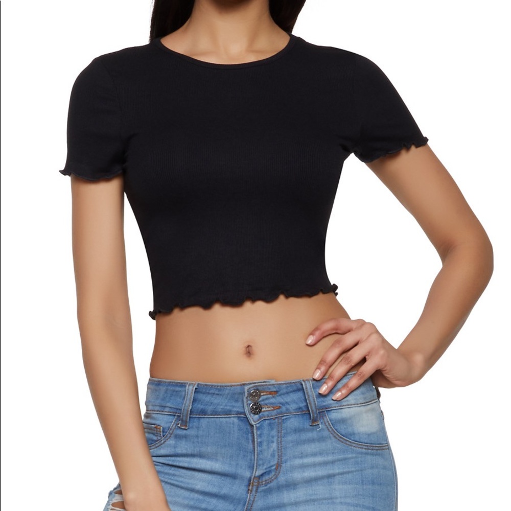 Ribbed knit black crop top